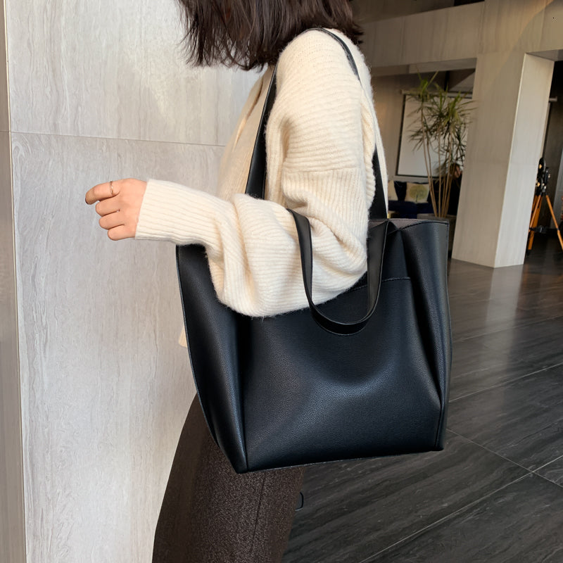 Brown Women's Leather Shoulder Bag - Classic Plain Handbag - skyjackerz
