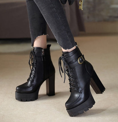 Black / 4 Women's Lace-Up Motorcycle Booties - skyjackerz