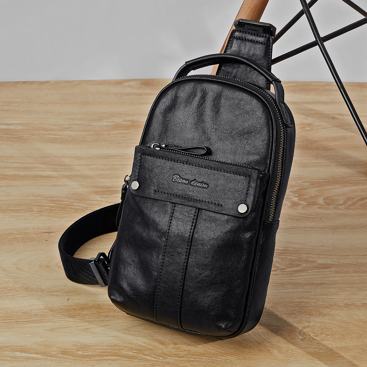 Black Men's Leather Designer Crossbody Bag - skyjackerz