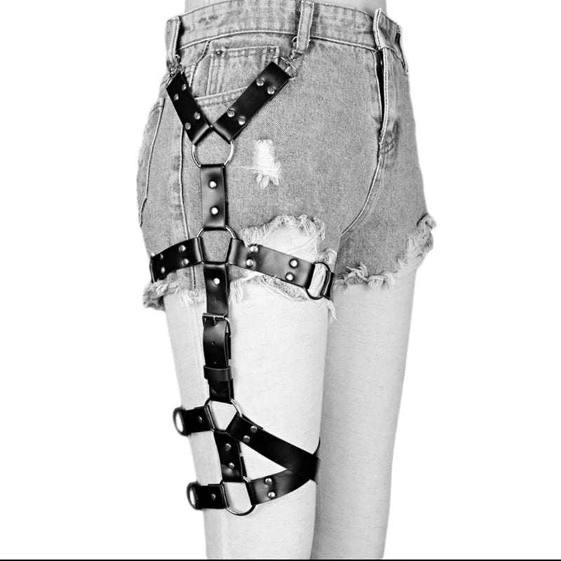 Women Leather Garter Leg Harness skyjackerz Women Leather Garter Leg Harness skyjackerz