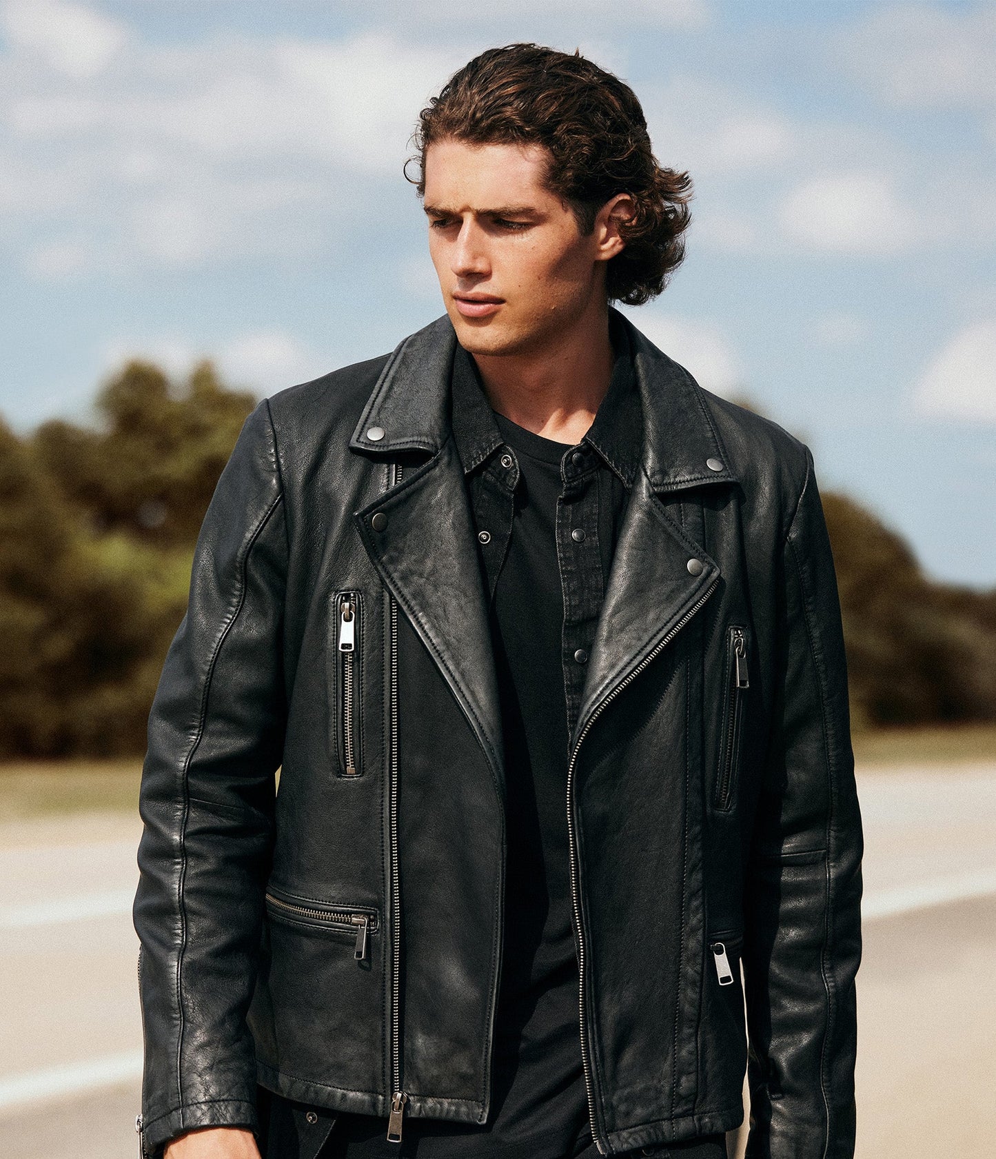 Medium Men's Classic Biker Style Jacket - skyjackerz