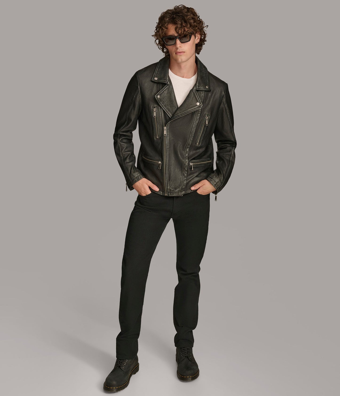 Medium Men's Classic Biker Style Jacket - skyjackerz