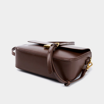 Black Women's Leather Crossbody Purse - Classic Charm - skyjackerz