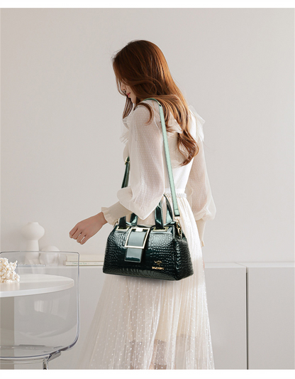Black Women's Crocodile Leather Shoulder Bag - Leather Handbag - skyjackerz